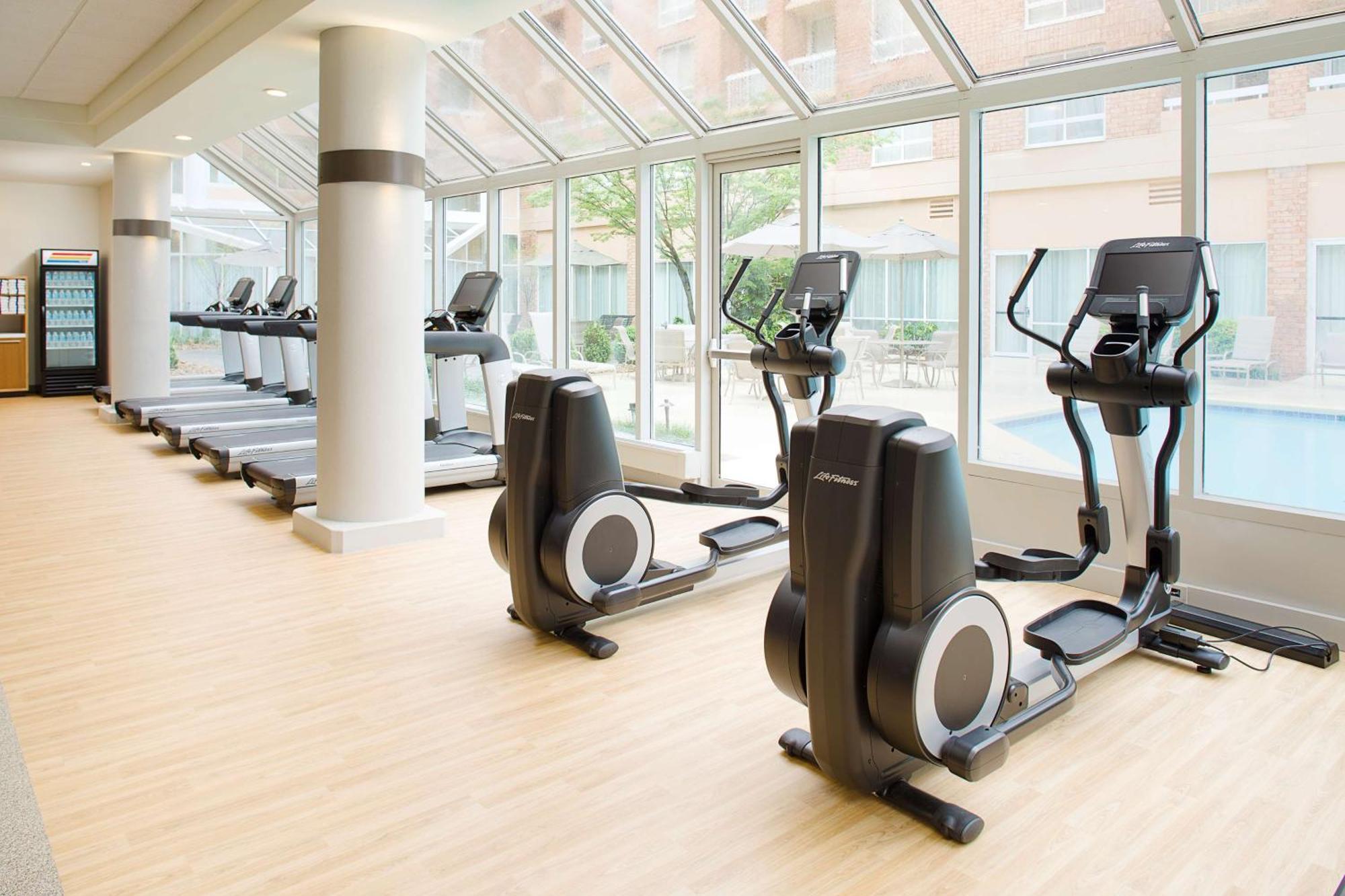 סנדי ספרינגס Hilton Atlanta Perimeter Suites מראה חיצוני תמונה