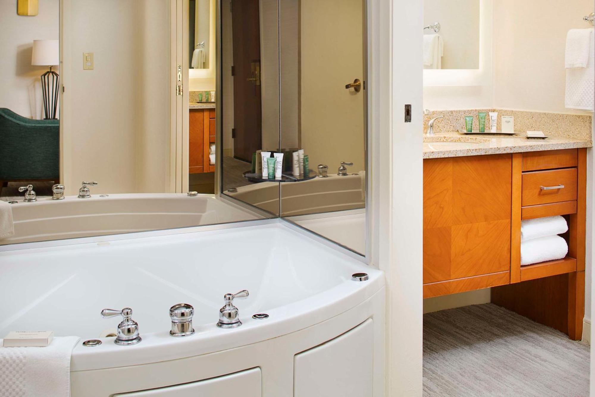 סנדי ספרינגס Hilton Atlanta Perimeter Suites מראה חיצוני תמונה